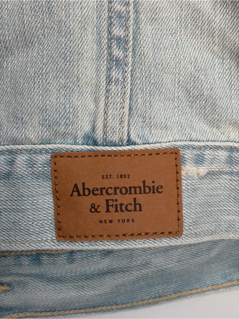 Abercrombie & Fitch Light Blue Distressed Denim Vest M - Picture 10 of 16